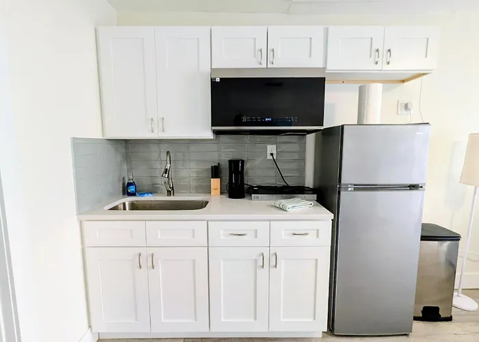 Sunview 4 3mins To Beachpool! Apartment *